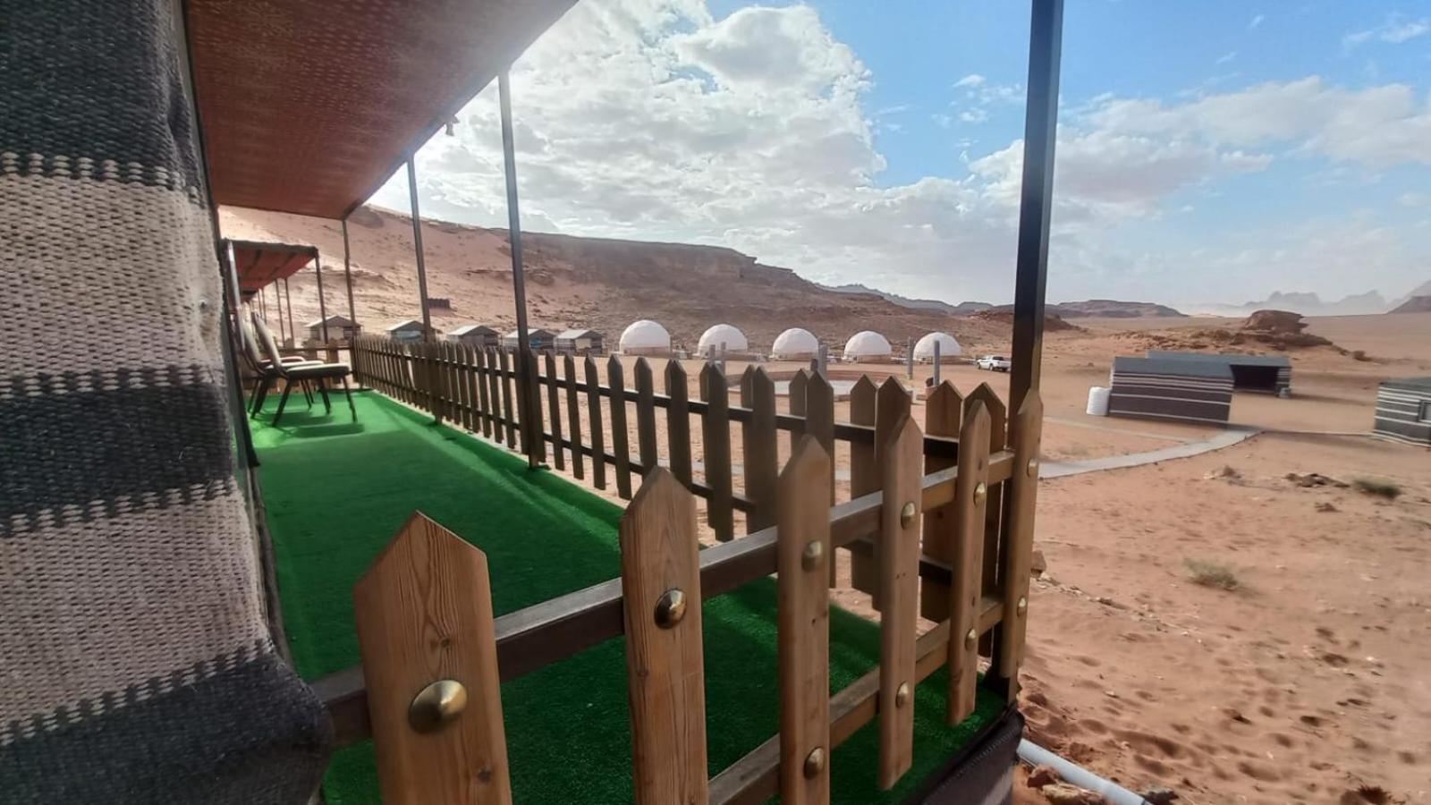Hotel Al Raha Luxury Camp Wadi Rum Zewnętrze zdjęcie