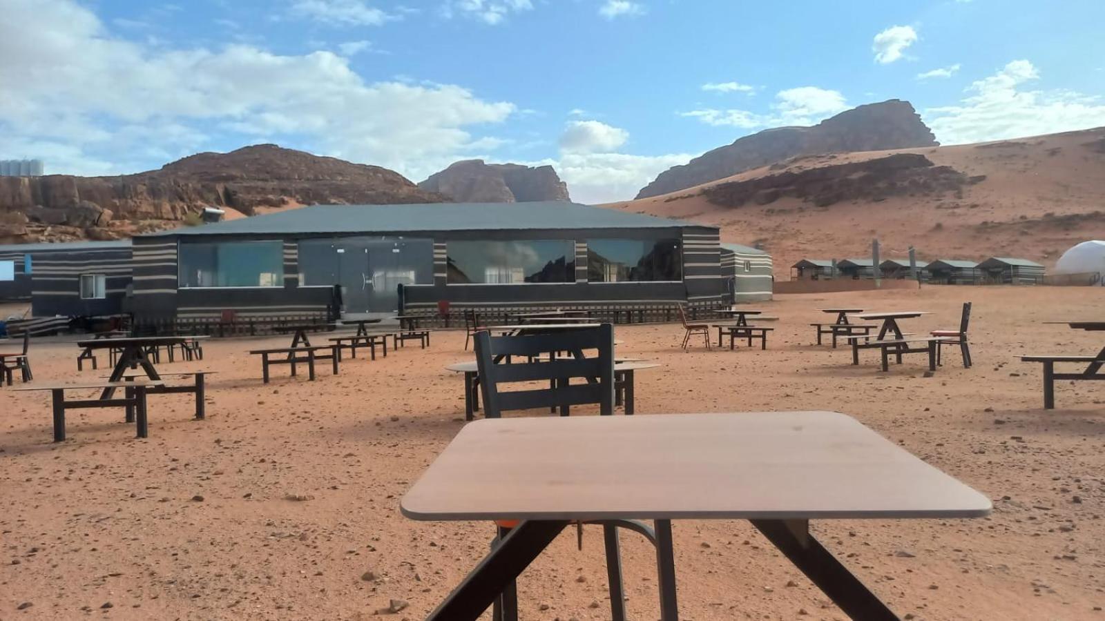 Hotel Al Raha Luxury Camp Wadi Rum Zewnętrze zdjęcie