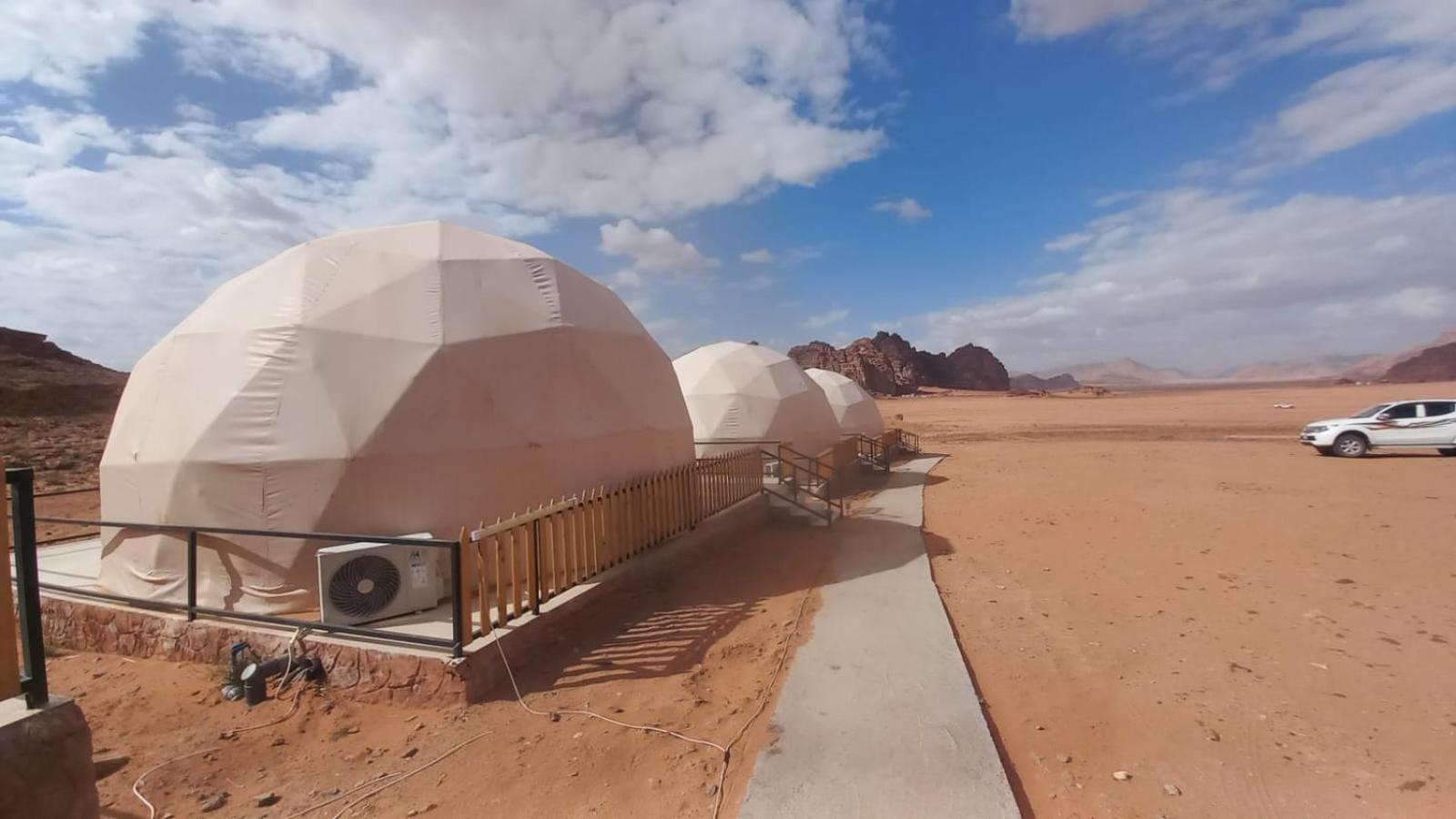 Hotel Al Raha Luxury Camp Wadi Rum Zewnętrze zdjęcie