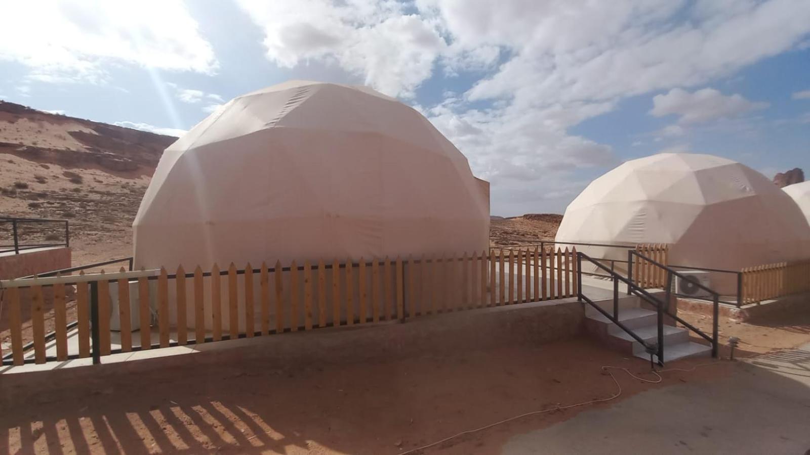 Hotel Al Raha Luxury Camp Wadi Rum Zewnętrze zdjęcie