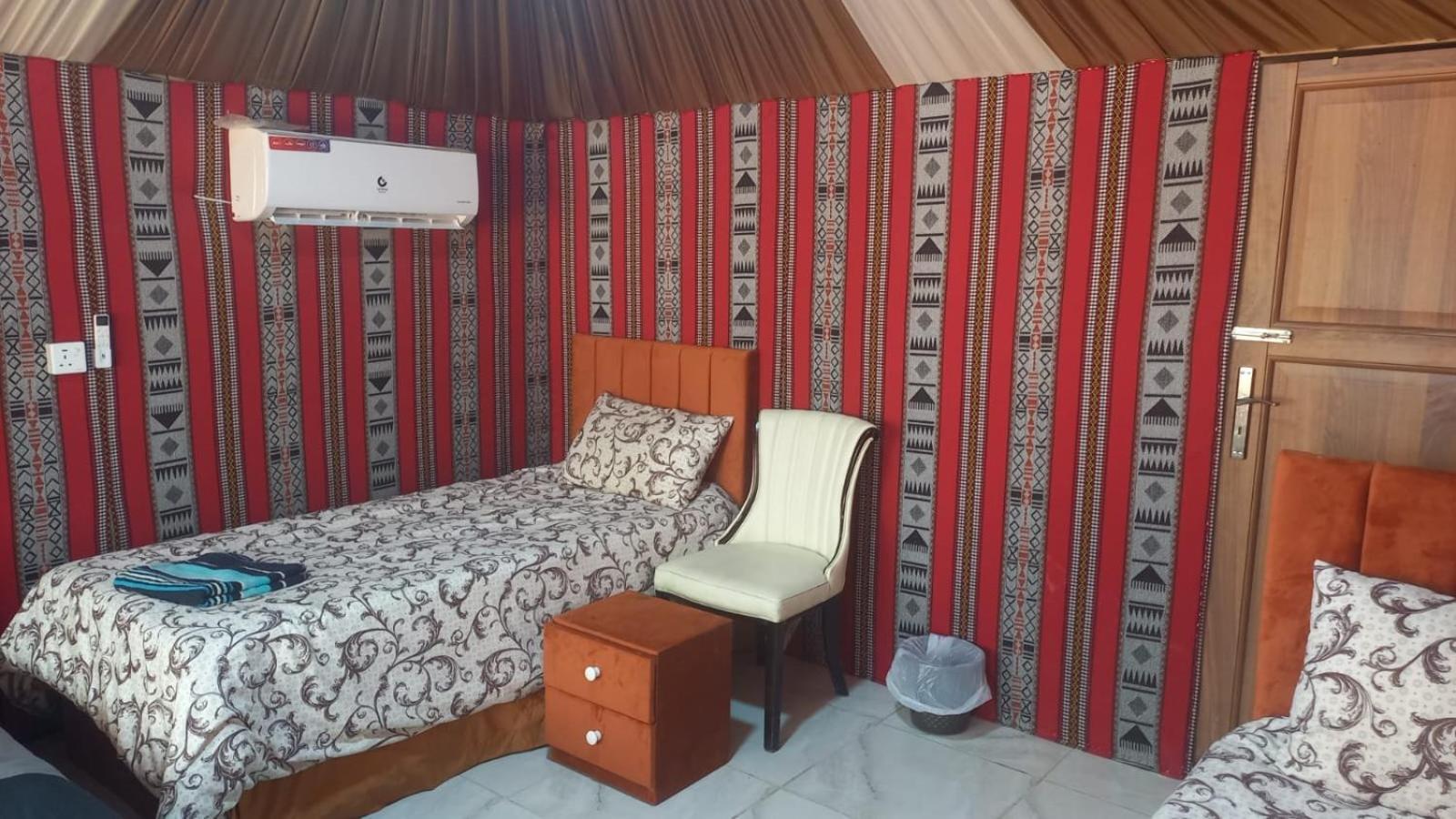Hotel Al Raha Luxury Camp Wadi Rum Zewnętrze zdjęcie