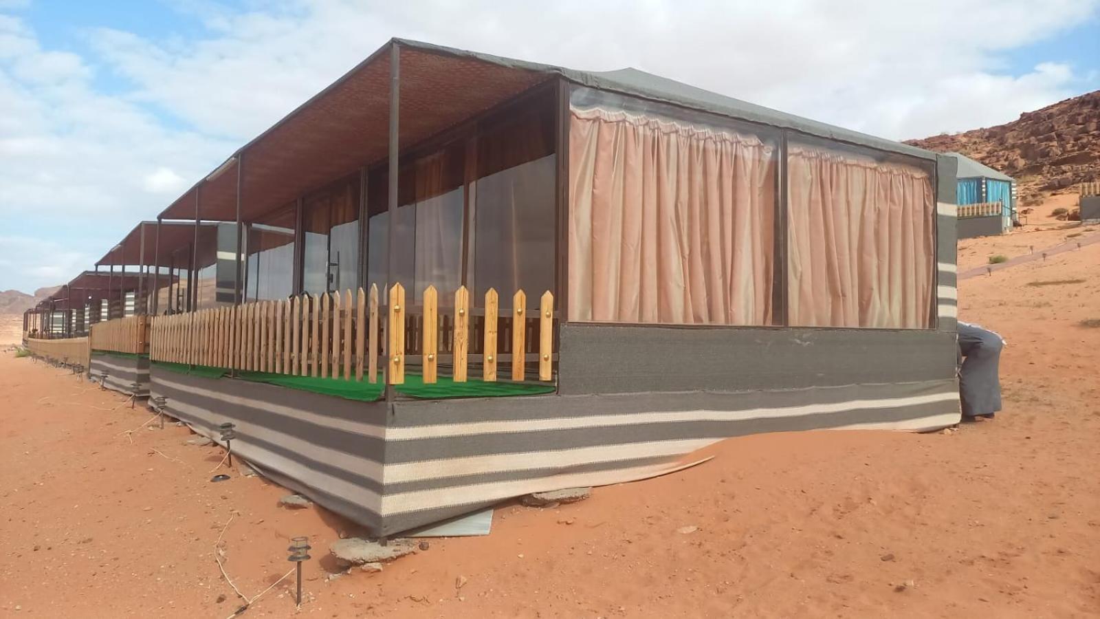 Hotel Al Raha Luxury Camp Wadi Rum Zewnętrze zdjęcie