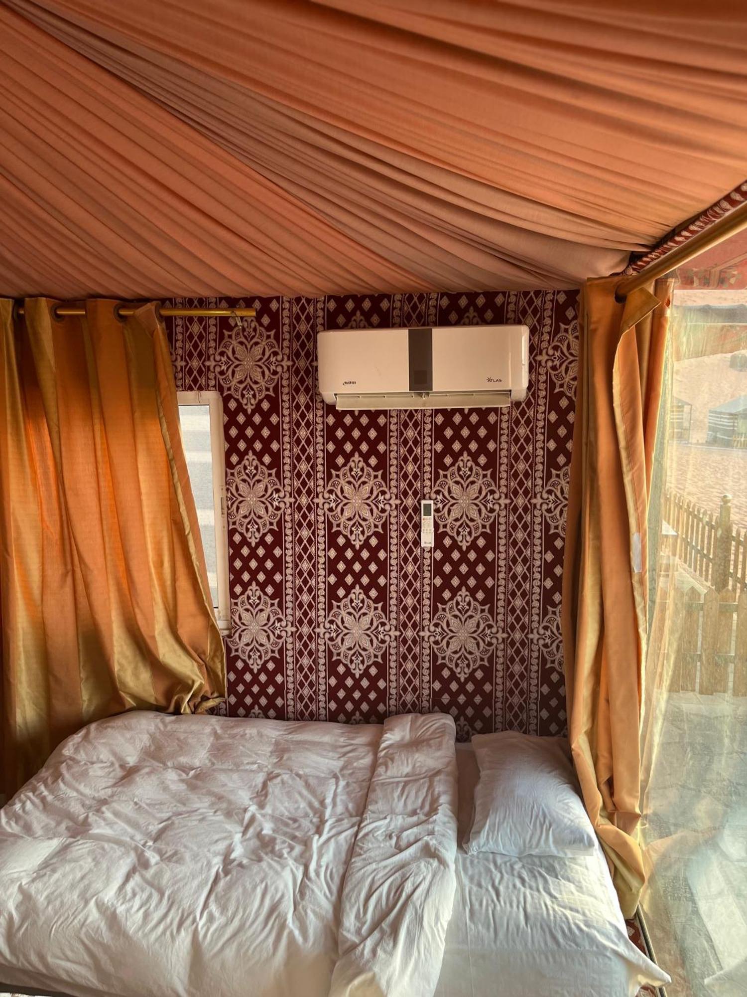 Hotel Al Raha Luxury Camp Wadi Rum Zewnętrze zdjęcie